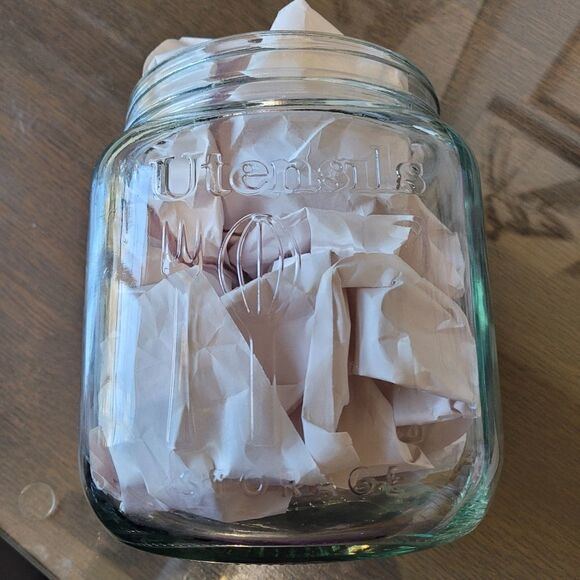 Glass embossed utensil holder - Picture 3 of 5